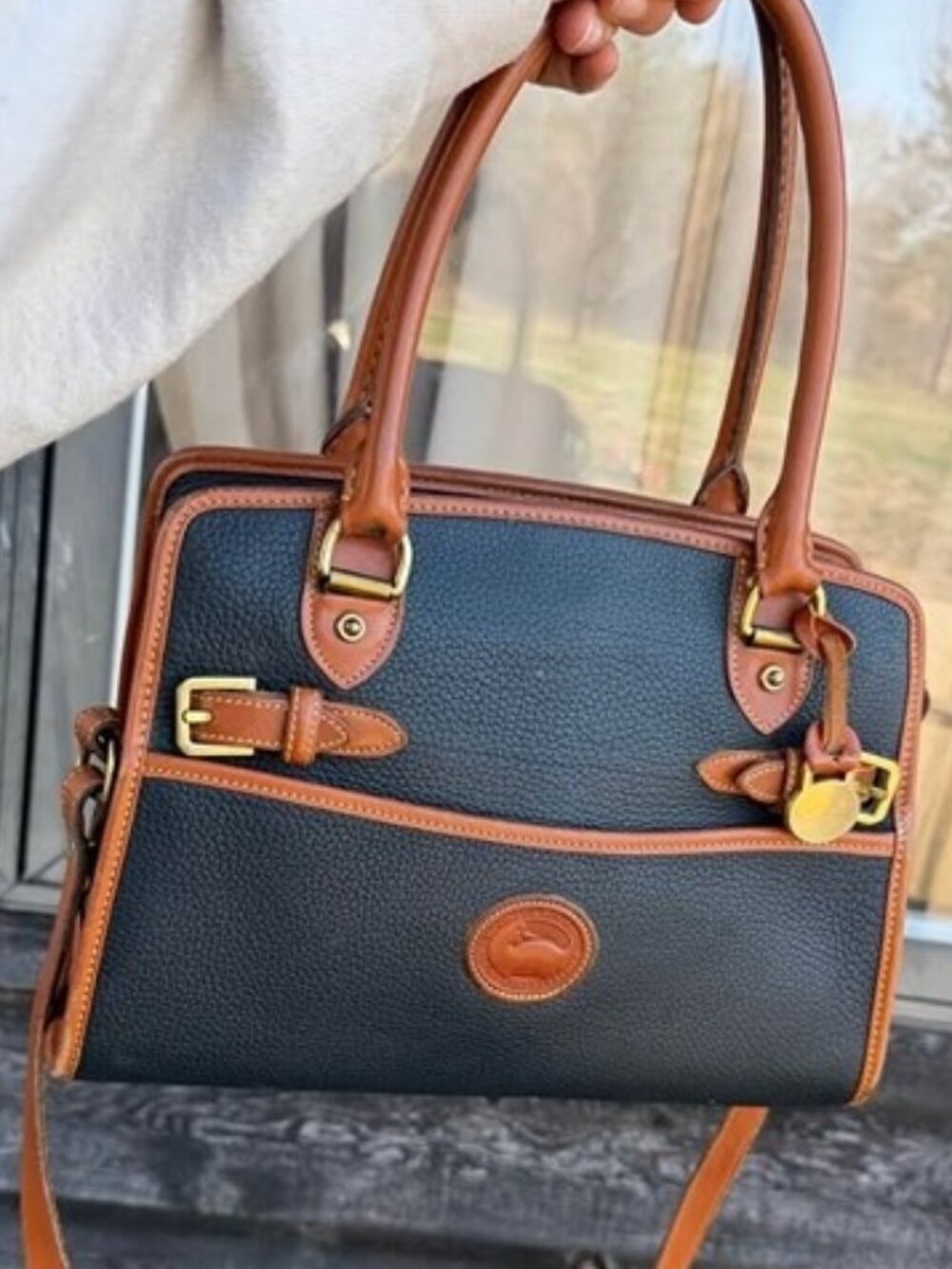 Vintage Dooney and Bourke pebbles leather double handle satchel purse.